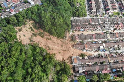 Ampang A Deadly Urban Landslide In Malaysia The Landslide Blog Agu
