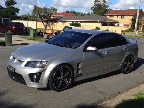 The clubsport r8 means business and looks like it. 2008 HSV Clubsport R8 E Series MY08 Upgrade | Car Sales ...