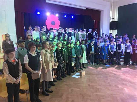 Year 6 Ww2 Performance Wickford Primary School