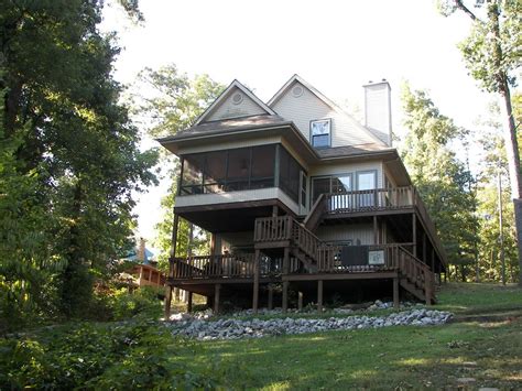 Wifi, tv, pool, sauna, kitchen, balcony, outdoor grill Kentucky Cabins | Lake Cabin Rentals on RentKentuckyCabins.com