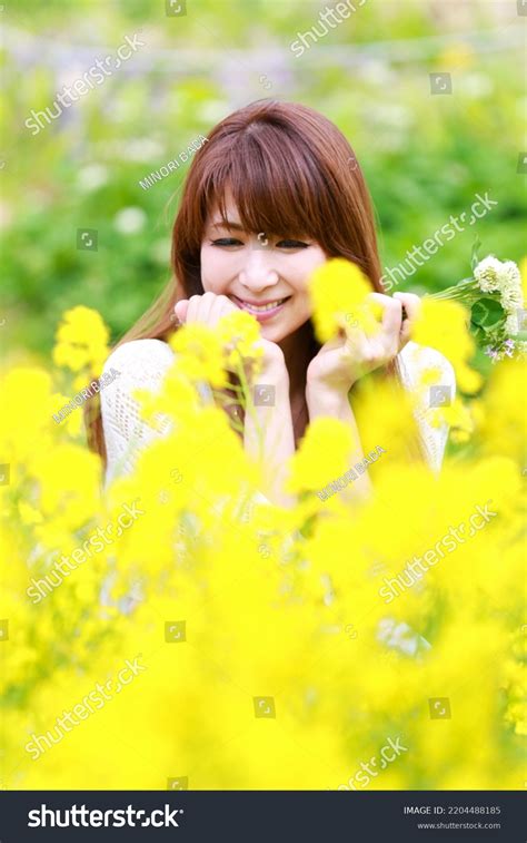 Beautiful Japanese Women Pictures 0156库存照片2204488185 Shutterstock