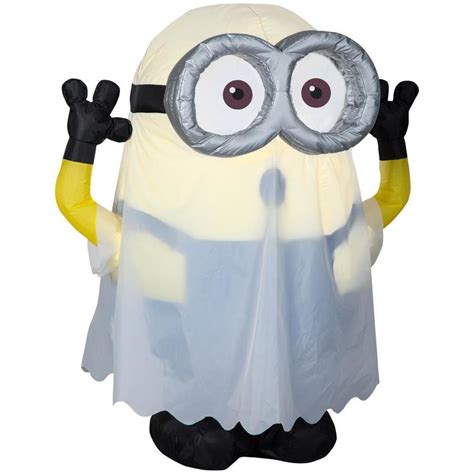 Universal Despicable Me 351 Ft X 299 Ft Lighted Minion Halloween