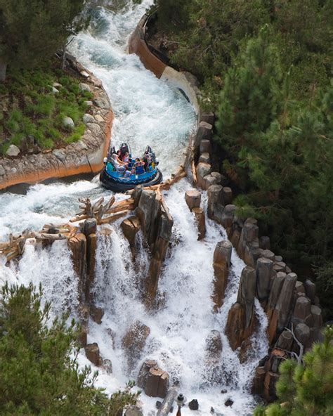 Through A Photographers Lens Waterfalls Of Disneyland Resort Disney