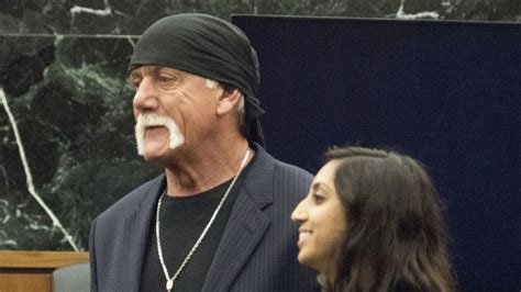 Hulk Hogan Takes Stand In His Sex Tape Lawsuit Against Gawker The New York Times Ph