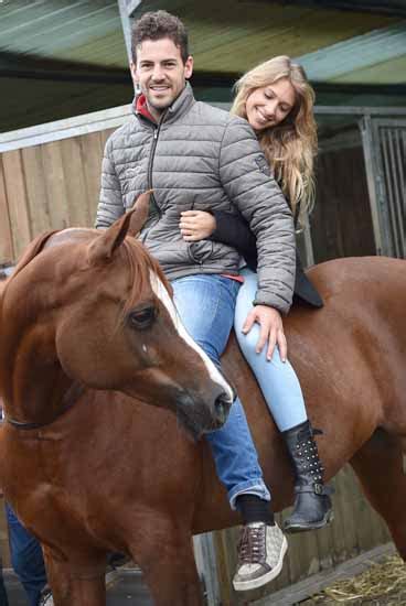 Nicole Berlusconi Con Il Fidanzato Santi Serra E I Suoi Cavalli Quante