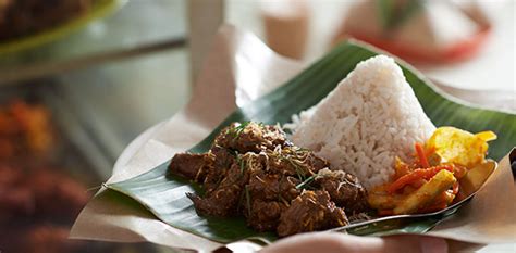 Beef Rendang Malaysian Beef Curry Recipe The Spice People Aria Art