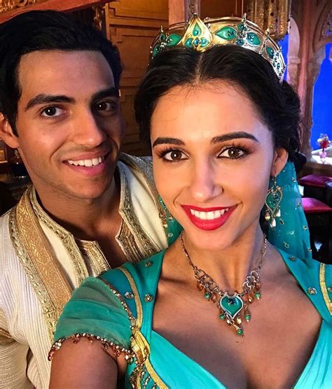 Princess Jasmine Naomi Scott And Aladdin Mena Massoud In Aladdin 2019 Aladdin Naomiscott