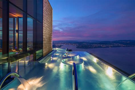 Die anlage wurde im jahr 2014 mit dem zertifikat holidaycheck quality selection belohnt und zaehlt viele stammkunden. Der Alpine Spa im Bürgenstock Resort ist eröffnet!