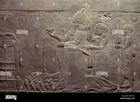 1014 Rey Ashurbanipal De Asiria Fotos e Imágenes de stock Alamy