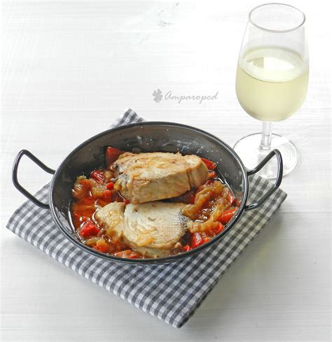 Los pimientos son muy versátiles a la hora de prepararlos: Cocinando en casa: Bonito encebollado con pimientos