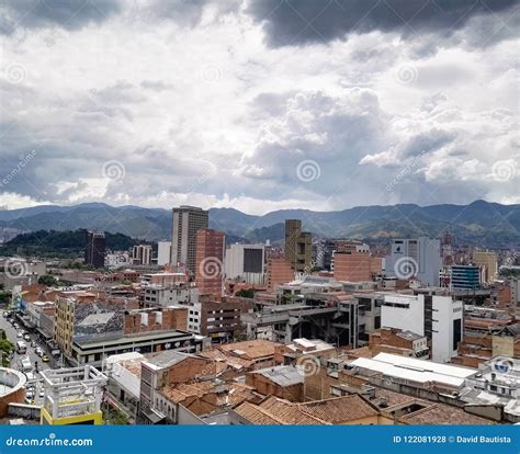 Vista Panorámica De Medellin Colombia En El Centro De La Ciudad Con