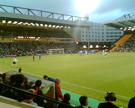 It is the home of norwich city football club. Norwich Carrow Road (26,034) - Norwich City FC : Premier ...