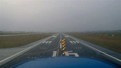 Taxiway Centerline Lead On Lights Shelly Lighting