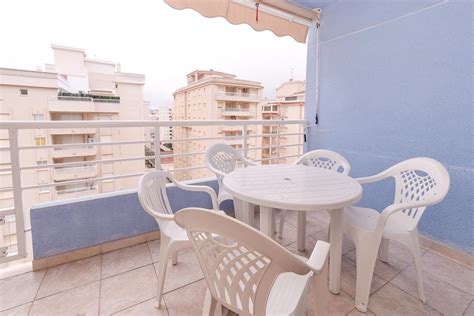 Sí, hay algunos alquileres vacacionales populares en playa de gandía con acceso a internet: Alquiler de apartamentos en la Playa de Gandia, Valencia - Alquiler de apartamentos