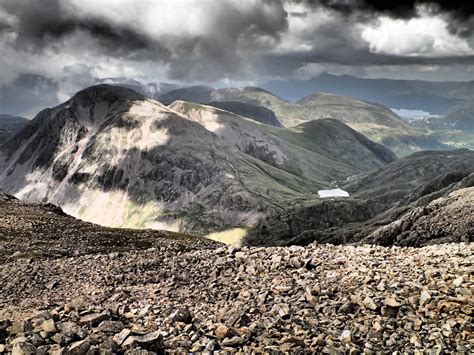 Guided Walks up Scafell Pike I Lakeland Mountain Guides