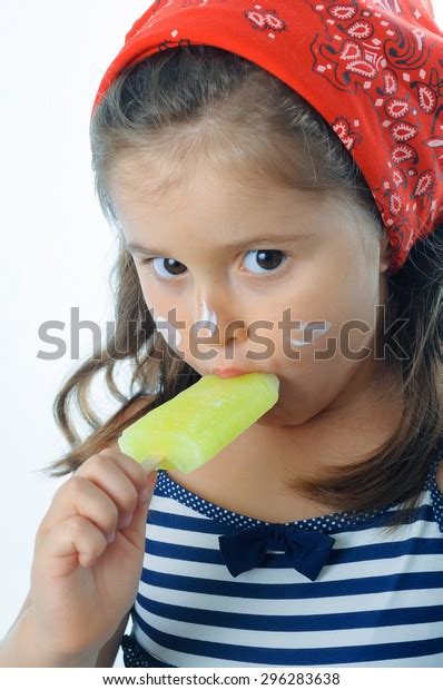 Little Girl Eating Popsicle Indoor Little库存照片296283638 Shutterstock
