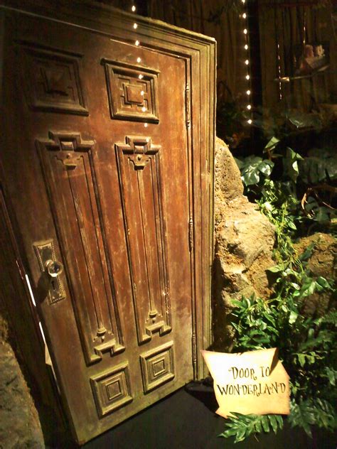Alice In Wonderland Door Entrance Some More 2010 Movie Pro Flickr