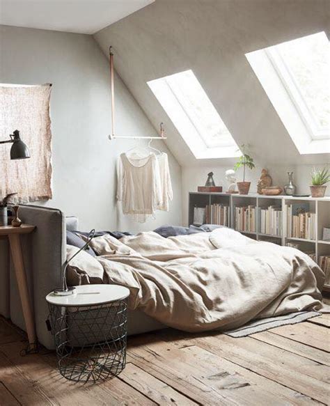 Why A Floating Bed In The Middle Can Be The Solution For Your Bedroom