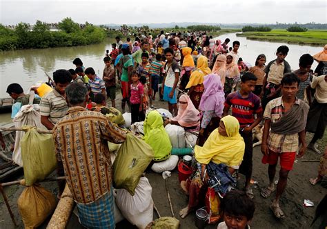 Rohingya Muslims Crisis 270 000 Refugees Flee Burma For Bangladesh UN