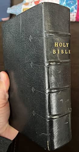 Self Pronouncing King James Authorized Version Holy Bible First