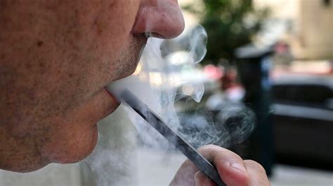 Vaping In The Uk Continues To Grow As Fears About Safety Increase Uk