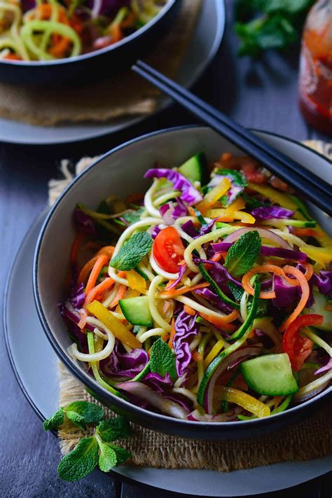 Raw Vegan Noodles Salad
