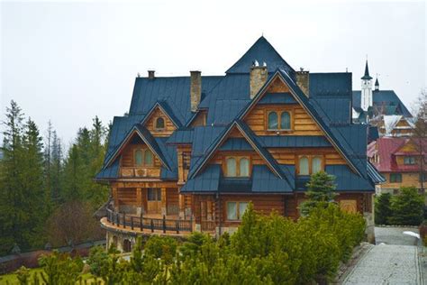 √ Tatra Mountains Poland House Popular Century