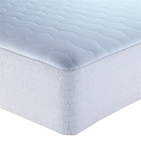 Made from a cotton blend, this pad is soft and comfortable. Simmons Beautyrest Ultra Comfort 100% Cotton Mattress Pad ...