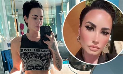 Demi Lovato Flashes Her Taut Abs In A Tiny Crop Top As She Poses For Sizzling Selfie