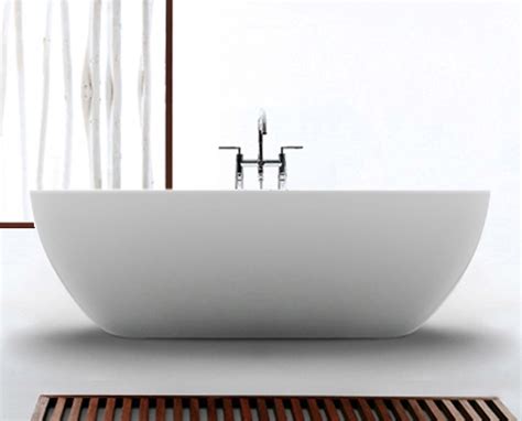 Freistehende badewannen aus mineralguss von badeloft für eine stilvolle badeinrichtung. Freistehende Badewanne, Mineralguss Badewanne ...