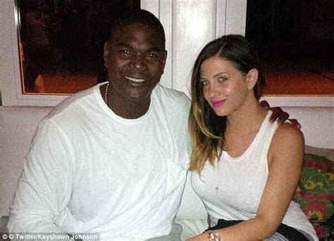 Keyshawn Johnson S Wife Jennifer Conrad Files For Divorce After 7 Months Daily Mail Online