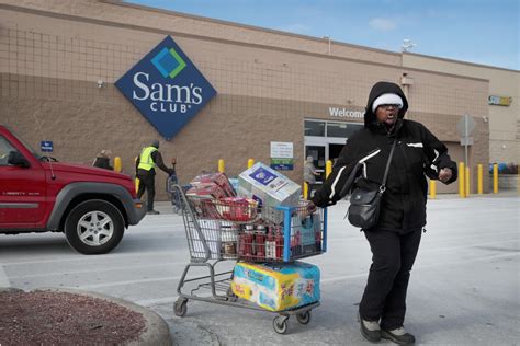 Sams Club To Hire 2000 Workers Ahead Of Holiday Shopping Season
