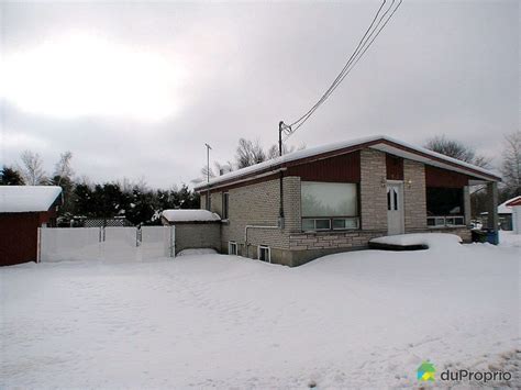 Clotures contour de piscine , st lin laurentides, terrebonne, vente et installation de clotures , clotures ornemental, clotures mailles de chaînes, portails , lattes intimités, rampes de balcon 942, rue Ste-Henriette, St-Lin-Laurentides à vendre ...