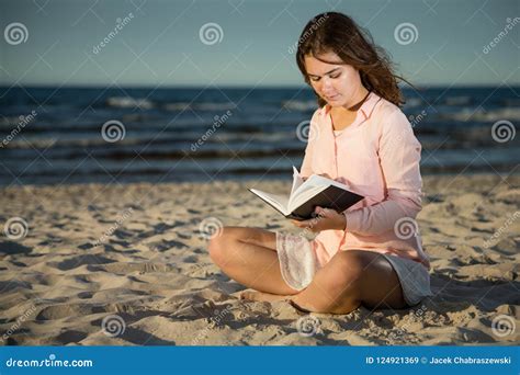 Woman Sitting And Reading Book On Beach Stock Image Image Of Girls