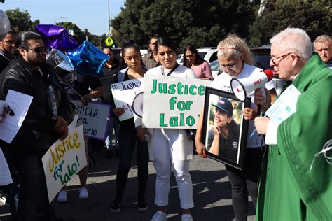 One Year After East Palo Alto Shooting Families Of Murder Victims Demand Justice Peninsula Press