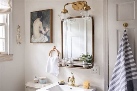 11 Traditional Bathroom Lighting Ideas That Will Never Go Out Of Style