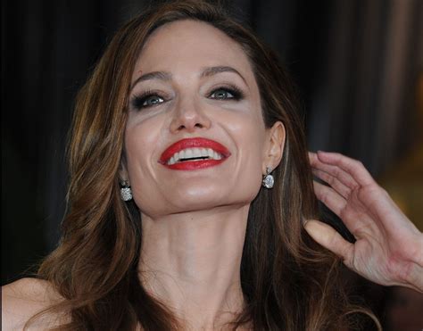 Angelina Jolie Breaks A New Record With Her Instagram Debut American Post