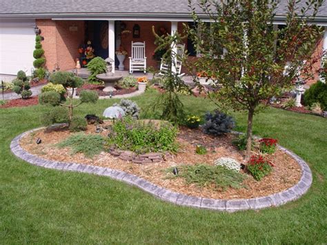 Beautiful Curbside Landscape Design — Randolph Indoor And Outdoor Design