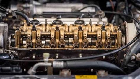 Symptoms Of Valve Cover Gasket Leak Causes And How To Fix Rx Mechanic
