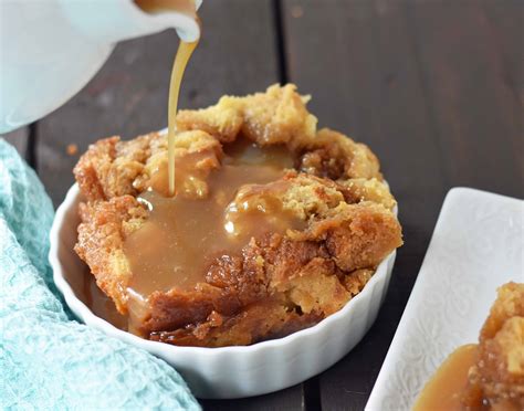 Homemade Bread Pudding Vanilla Sauce