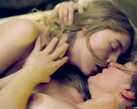 Saoirse Ronan Nude Lesbian Sex Scene From Ammonite