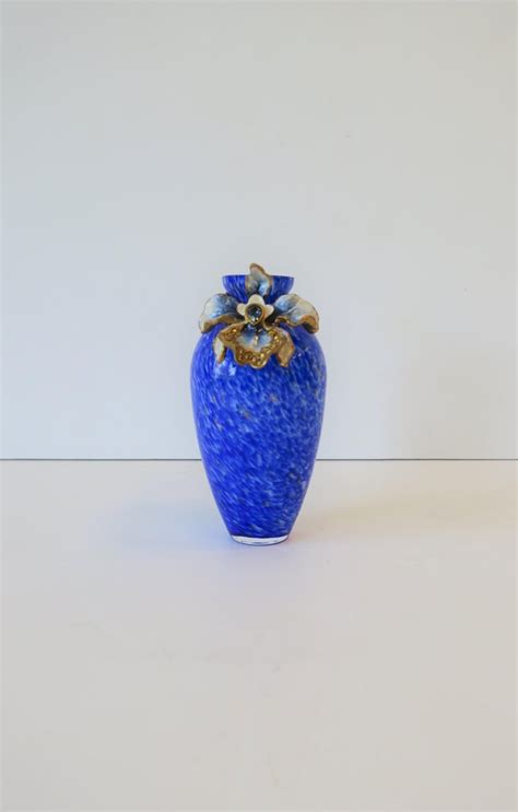 Jay Strongwater Blue White And Gold Art Glass Vase At 1stdibs Jay