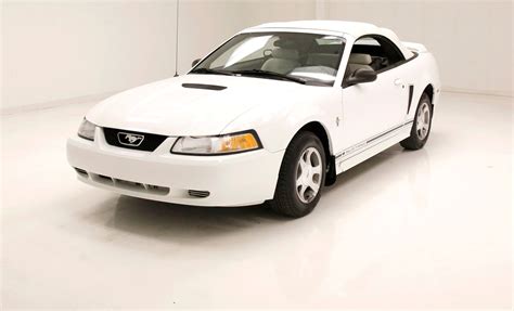 2000 Ford Mustang American Muscle Carz