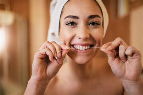 Os Benefícios da Higiene Bucal Adequada Cuidando do seu Sorriso com