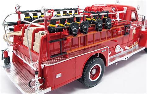 124 Scale Truck Diecast Model Lucky Diecast 20168 1958 Seagrave Model