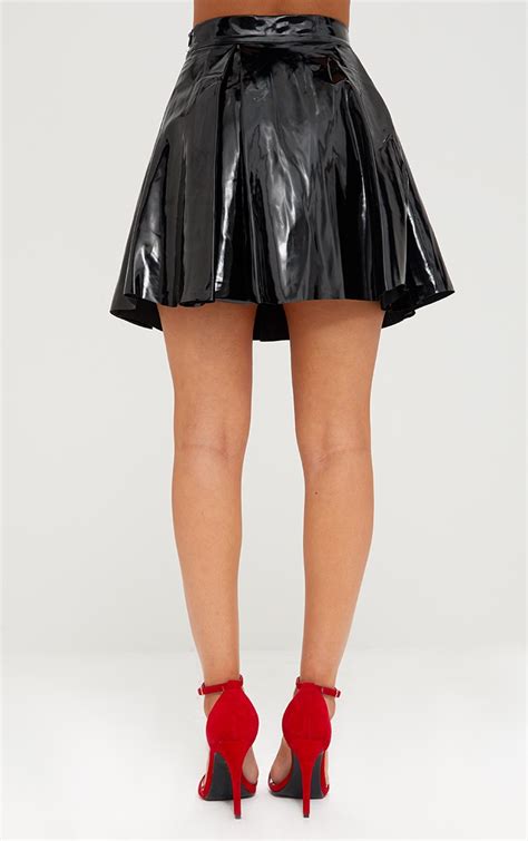 Black Vinyl Pleated Skater Skirt Skirt Prettylittlething