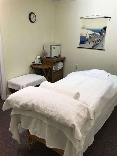 Royal Foot Spa Contacts Location And Reviews Zarimassage