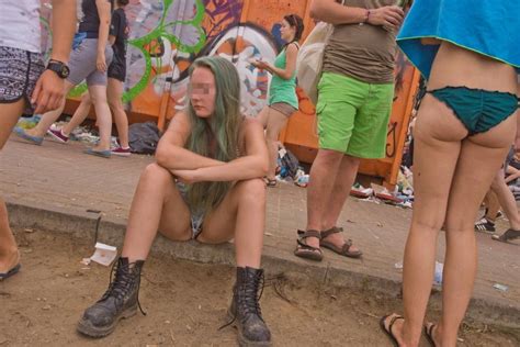 Nude Photos From Woodstock Sexiz Pix