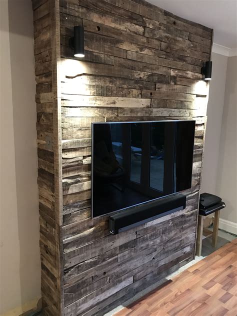 Indian Stone Pallet Wood Tv Wall Feature Wood Pallet Wall Diy Pallet