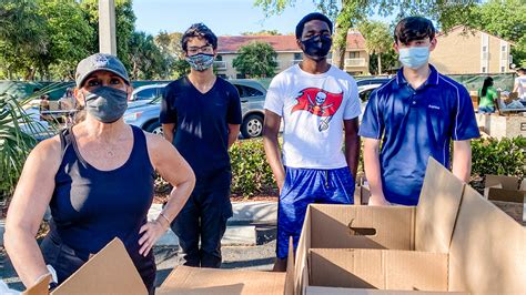 Chabad Of Coral Springs Hold Free Food Distribution Coral Springs Talk